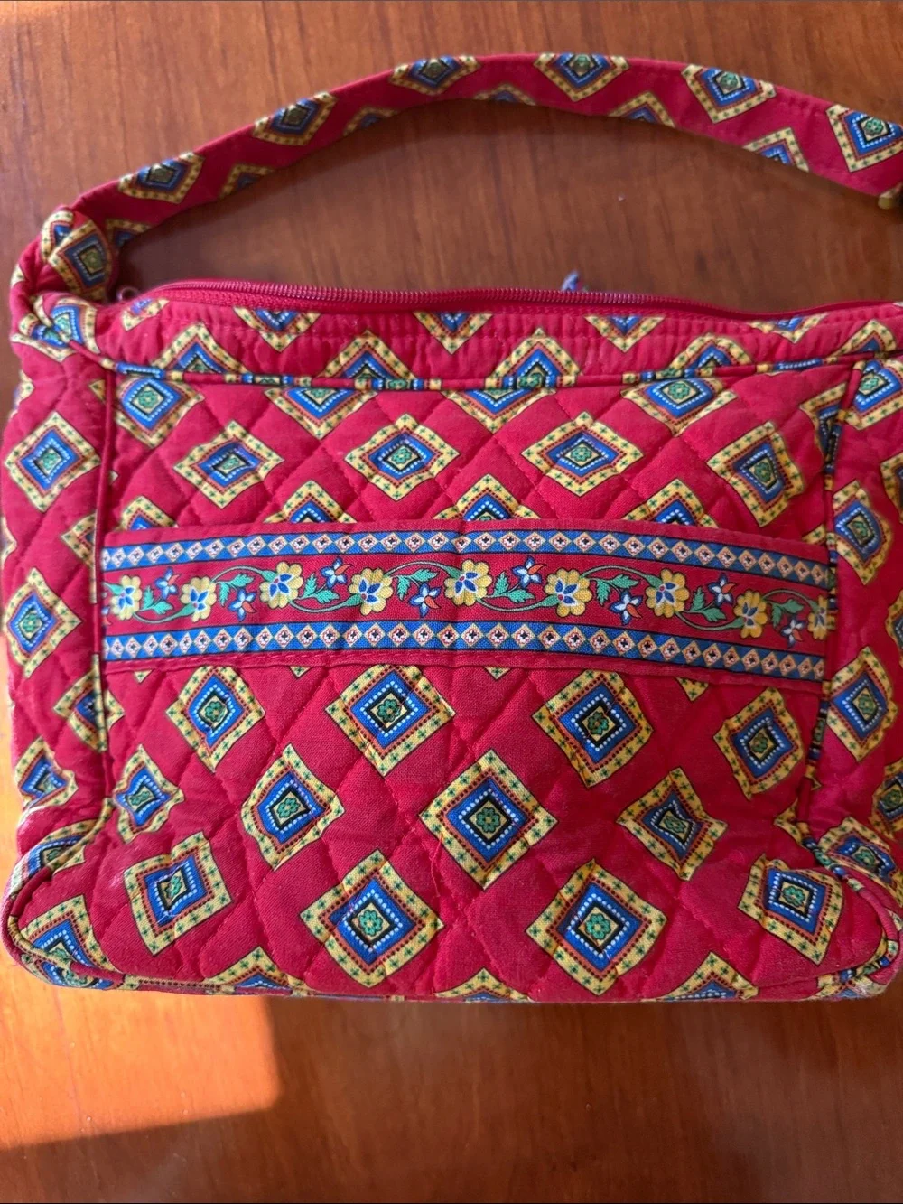 Quilted Vera Bradley Red Geometric Patterned Crossbody Medium Bag